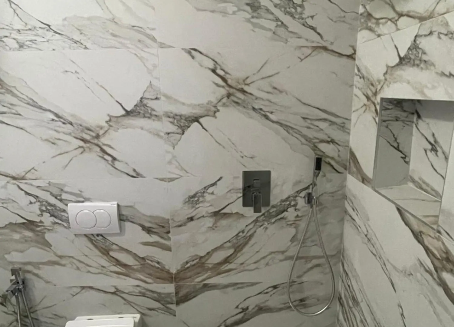 아파트 Vila Briart Durrës